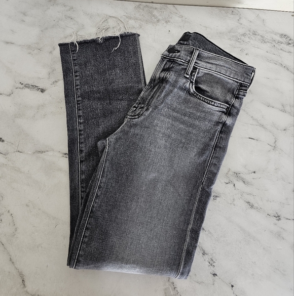 MOTHER The Rascal Ankle Fray High Rise Straight Leg Flare Gray Jeans 26 Preowned - Picture 3 of 11